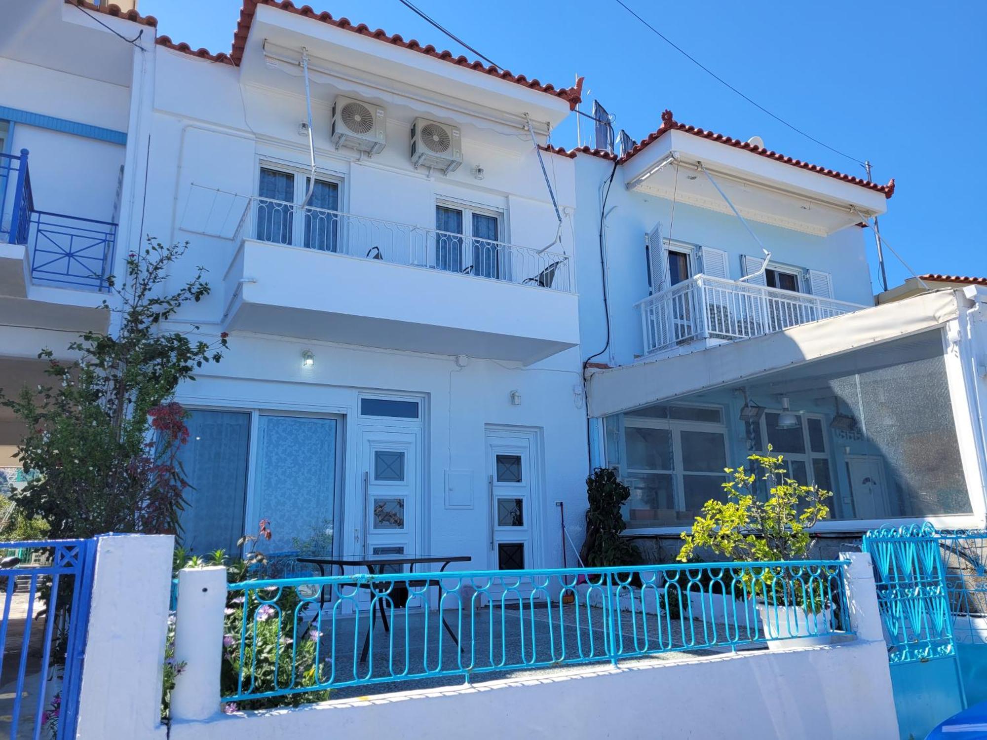 Antonys Apartment Sea View II Tyros Exterior photo